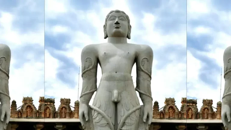 Gomtesh bahubali